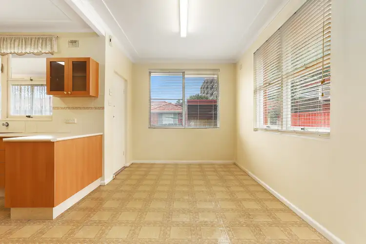 Fifth view of Homely house listing, 5 Evans Avenue, Eastlakes NSW 2018
