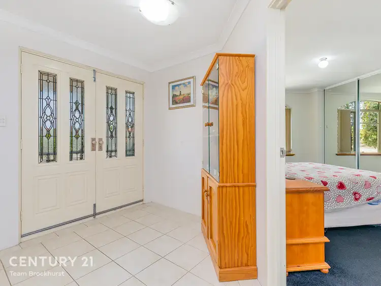 Fifth view of Homely house listing, 1 Ripley Circle, Canning Vale WA 6155