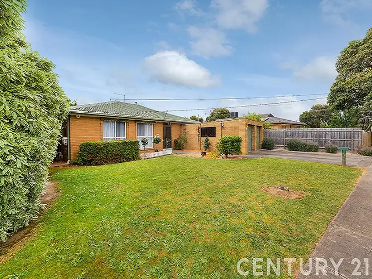 Second view of Homely house listing, 4 Mountview Avenue, Hallam VIC 3803