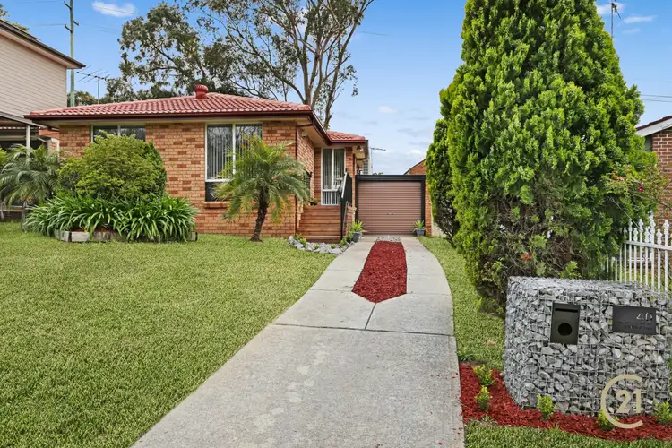40 Gentian Avenue, Macquarie Fields NSW 2564