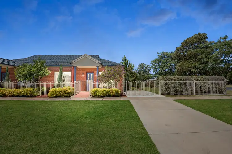 76 Haverfield Street, Echuca VIC 3564