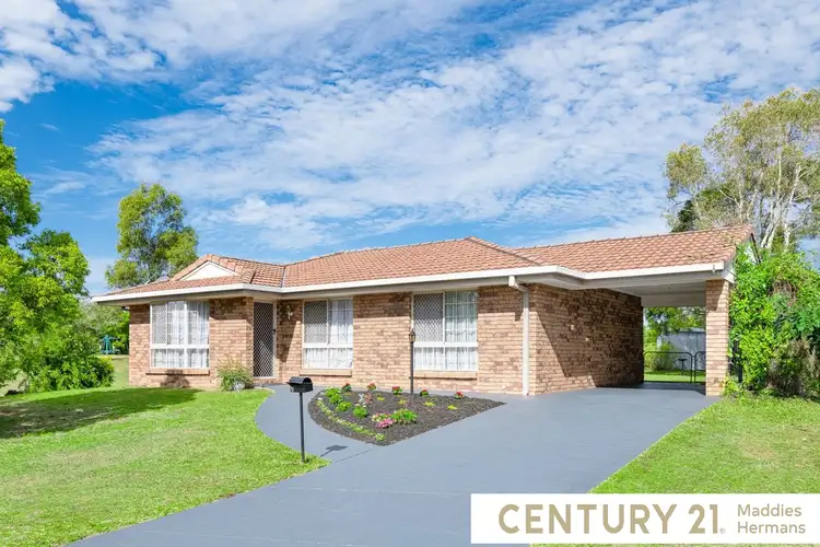 15 Crestbrook Drive, Morayfield QLD 4506