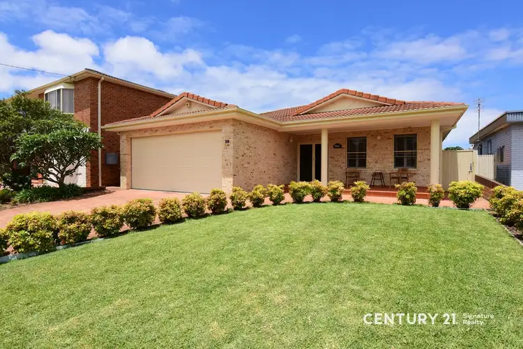 39 Verge Road, Callala Beach NSW 2540