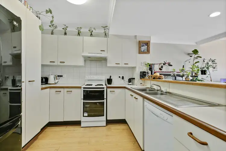 Fifth view of Homely unit listing, 2/102-104 Broadwater Avenue, Maroochydore QLD 4558