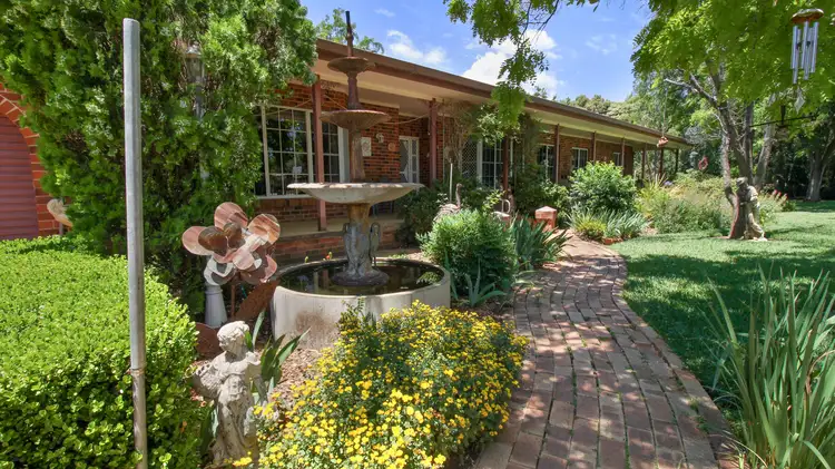 84 Church Street, Forbes NSW 2871
