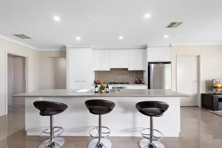 Fifth view of Homely house listing, 6 Visca Court, Echuca VIC 3564