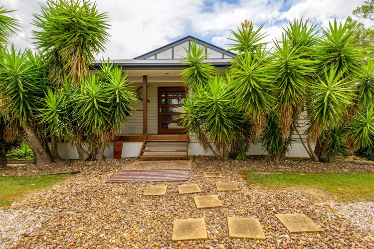 34 Hilltop Avenue, Southside QLD 4570