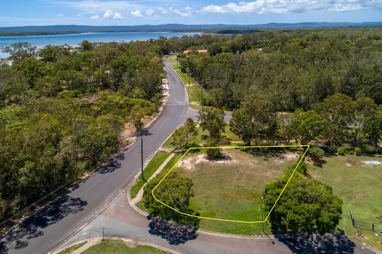 1 Beattie Court, Tin Can Bay QLD 4580
