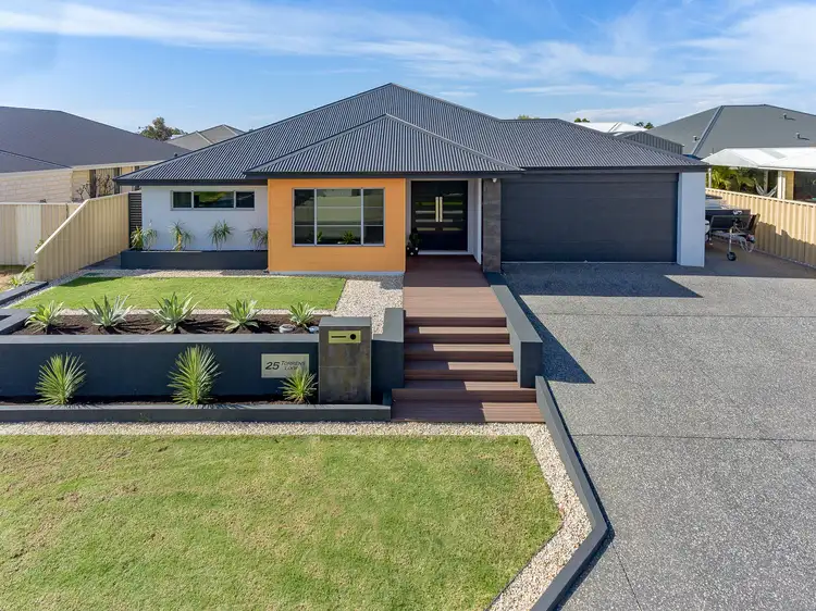 25 Torrens Loop, Millbridge WA 6232