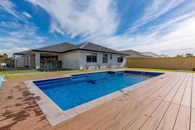 Second view of Homely house listing, 25 Torrens Loop, Millbridge WA 6232