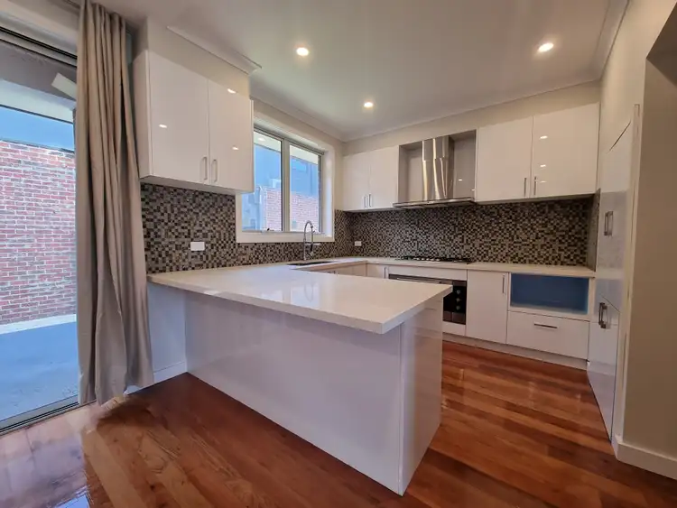 Third view of Homely townhouse listing, 2/39 Golf Links Avenue, Oakleigh VIC 3166