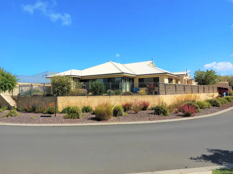 1 Castlereagh Vista, Millbridge WA 6232
