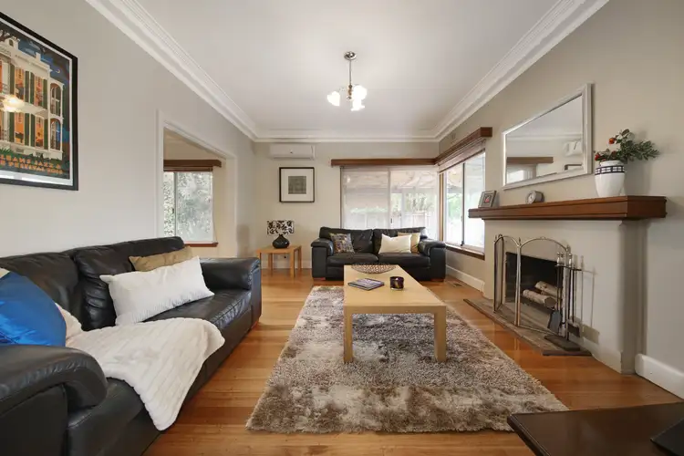 Second view of Homely house listing, 3 Dickens Street, Bentleigh VIC 3204