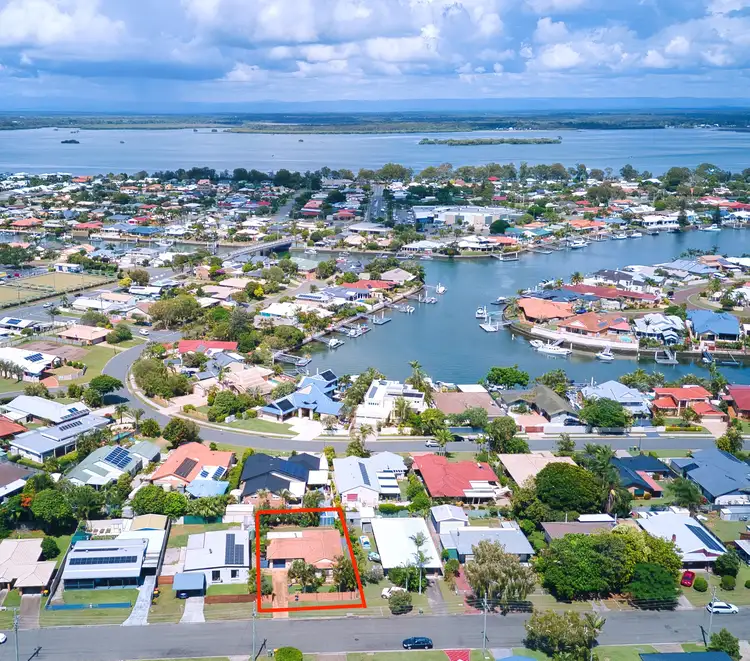 21 Dianthus Avenue