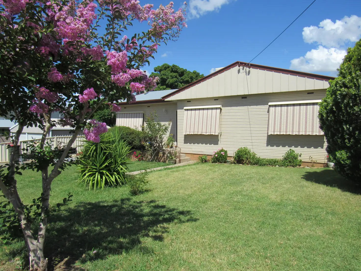 Main view of Homely house listing, 1 Jonathan Street, Tamworth NSW 2340
