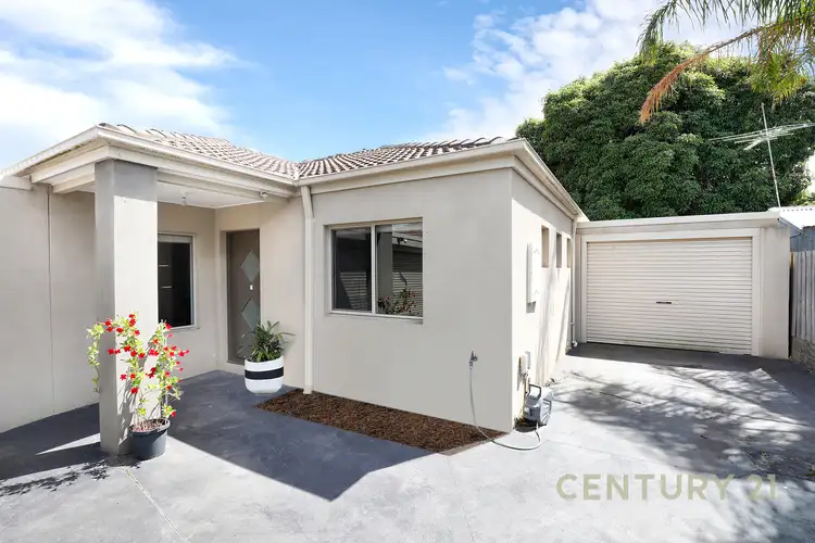 2/1 Marcella Avenue, Dandenong North VIC 3175