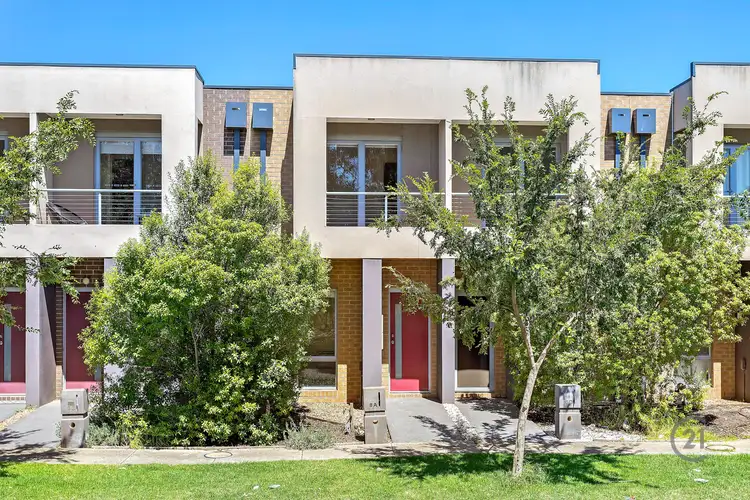 8A Hanworth Avenue, Williams Landing VIC 3027