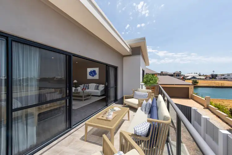 11/1 Apollo Place, Halls Head WA 6210