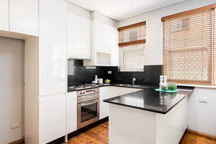 Third view of Homely apartment listing, 5/30 Hercules Road, Brighton-Le-Sands NSW 2216