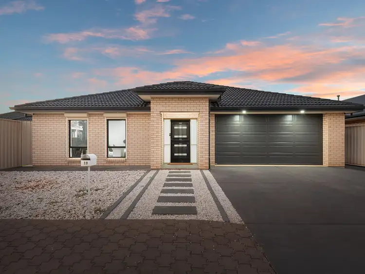 19 Lake Street, Parafield Gardens SA 5107
