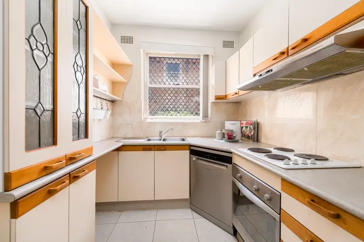 Sixth view of Homely apartment listing, 2/32 Hercules Road, Brighton-Le-Sands NSW 2216
