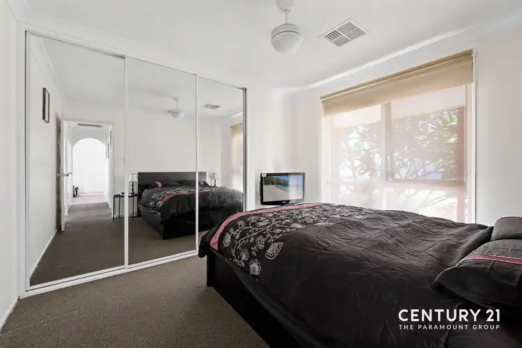 Fifth view of Homely house listing, 4 Seyton Place, Rosemeadow NSW 2560