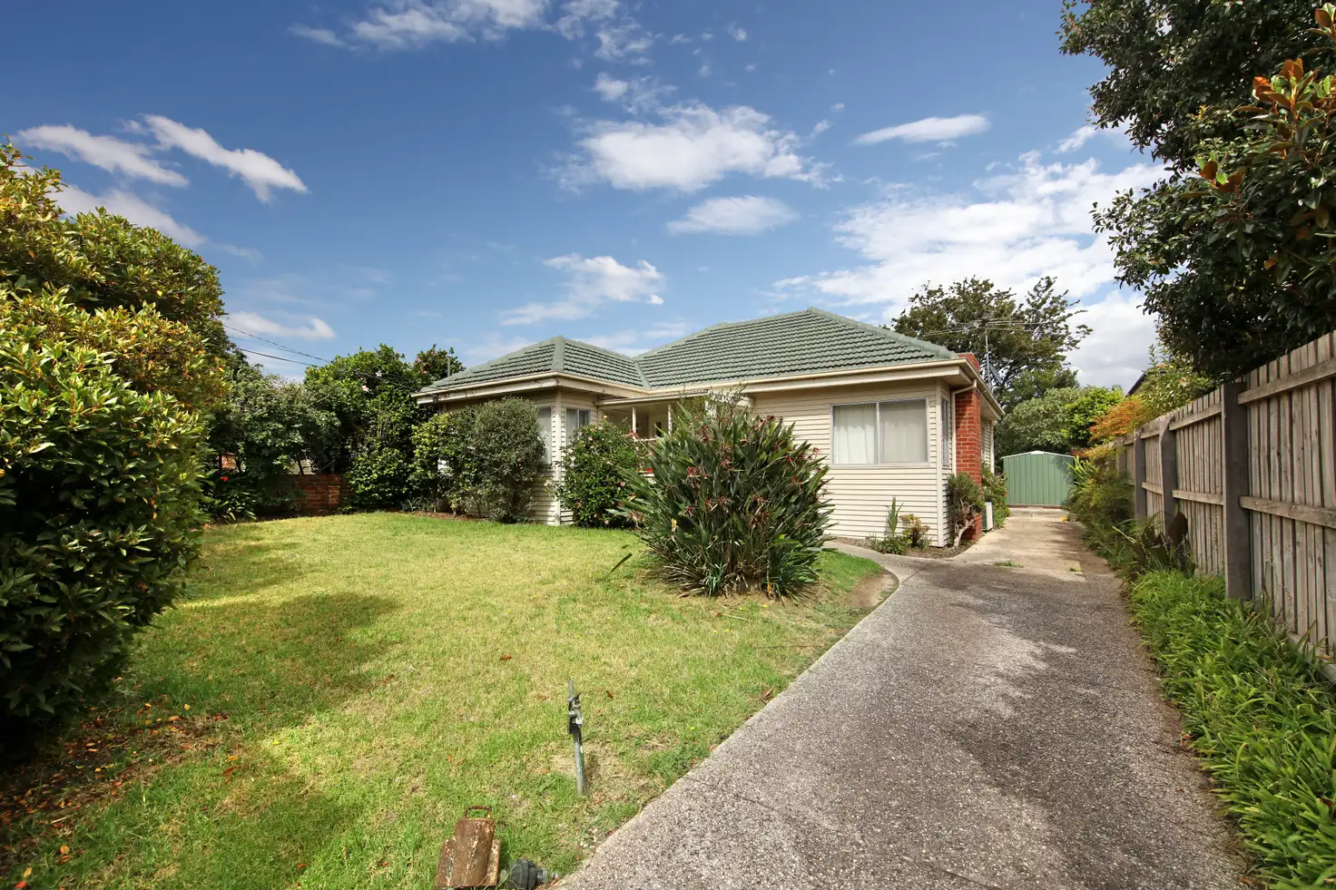Main view of Homely house listing, 27 Nepean Avenue, Hampton East VIC 3188