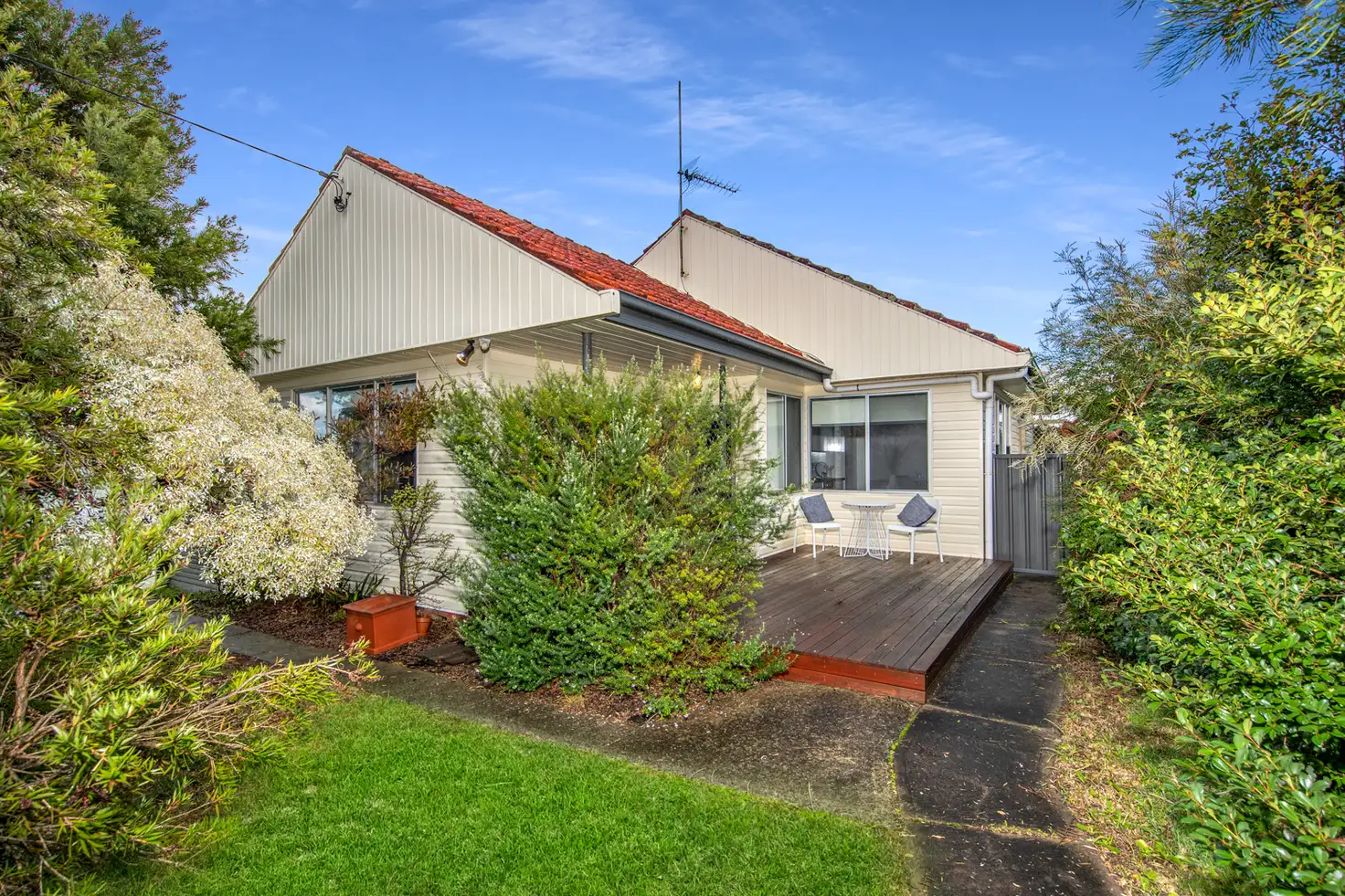 Main view of Homely house listing, 8 Hutton Street, Charlestown NSW 2290