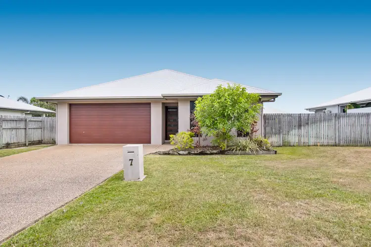 7 Imperial Court, Mount Low QLD 4818