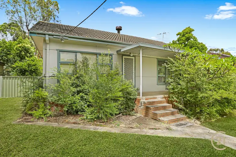Second view of Homely house listing, 31 Alexander Cres, Macquarie Fields NSW 2564
