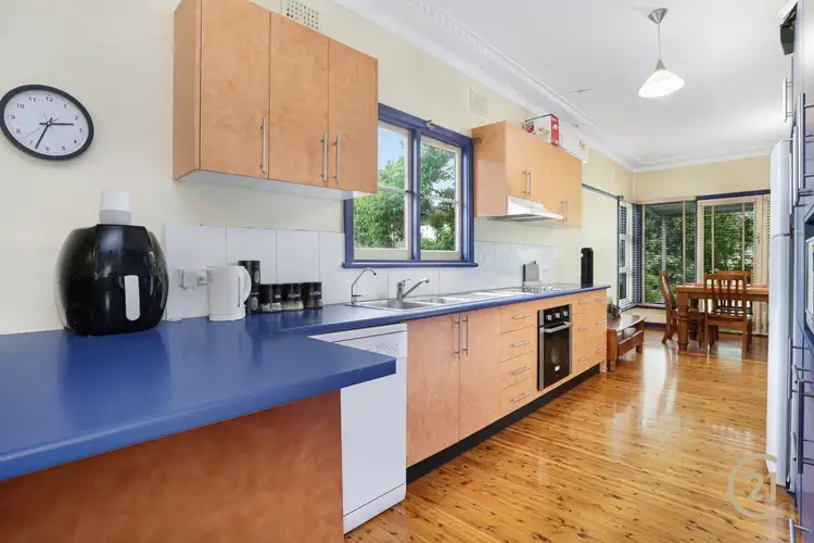 Fourth view of Homely house listing, 31 Alexander Cres, Macquarie Fields NSW 2564