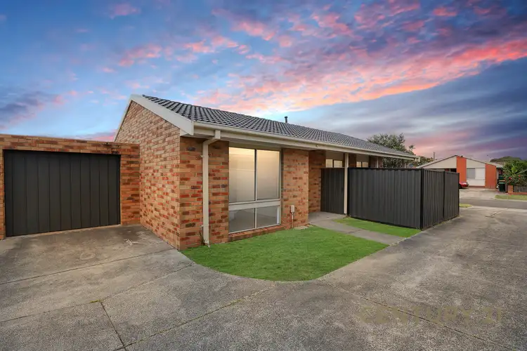1/23 Parkview Close, Dandenong VIC 3175
