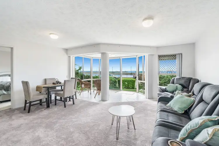 Third view of Homely unit listing, 2/167 Wynnum Esplanade, Wynnum QLD 4178