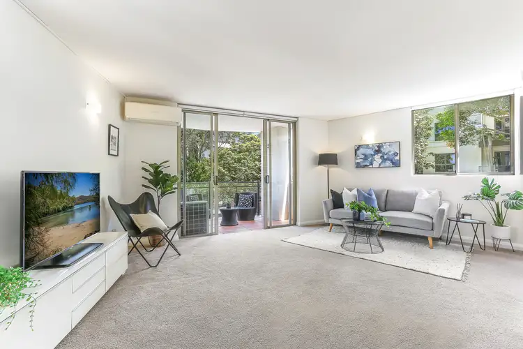 Main view of Homely apartment listing, 11/84 McLachlan Ave, Darlinghurst NSW 2010