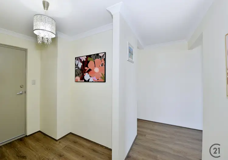 Fifth view of Homely house listing, 2 Toora Mews, Lakelands WA 6180