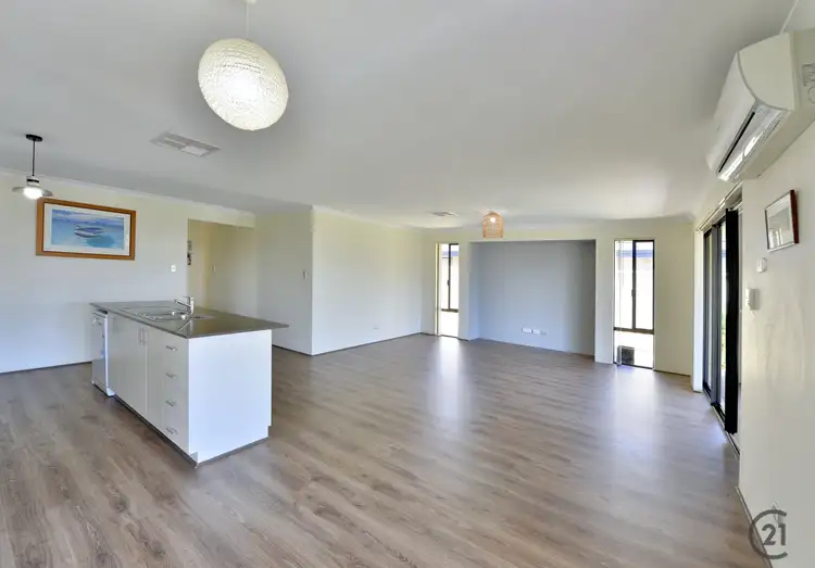 Seventh view of Homely house listing, 2 Toora Mews, Lakelands WA 6180