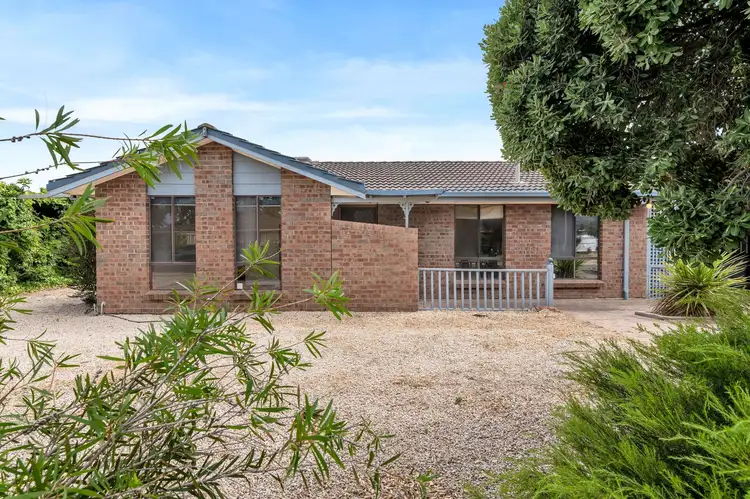 8 Greenlees Parade, Aldinga Beach SA 5173