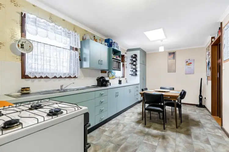 Second view of Homely house listing, 7 Louise Crescent, Morphett Vale SA 5162