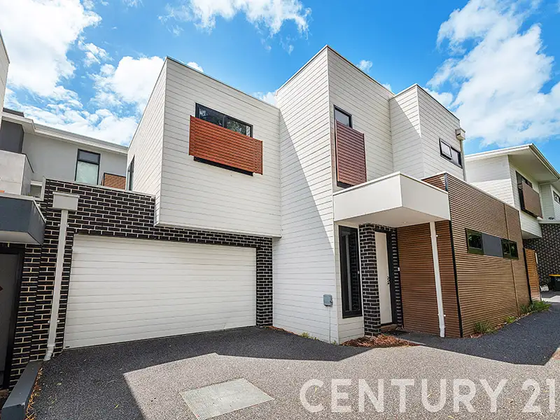 Main view of Homely townhouse listing, 2/1 Claire Street, Mckinnon VIC 3204