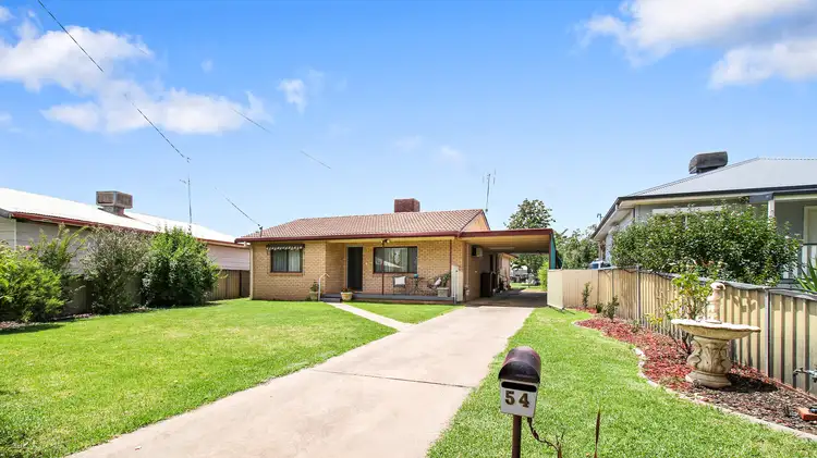 54 Show Street, Forbes NSW 2871