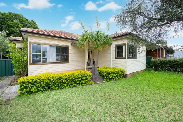 19 Stanbrook Street, Fairfield Heights NSW 2165