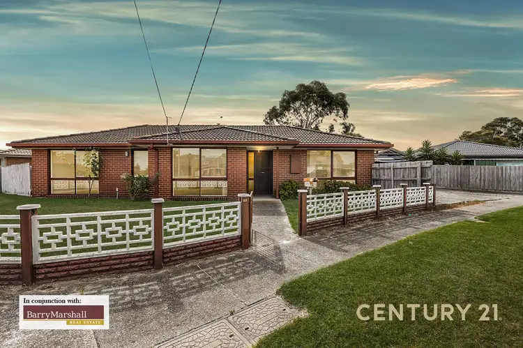 1 Greenleaf Court, Keysborough VIC 3173