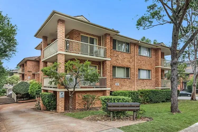 4/32 Rutland Street