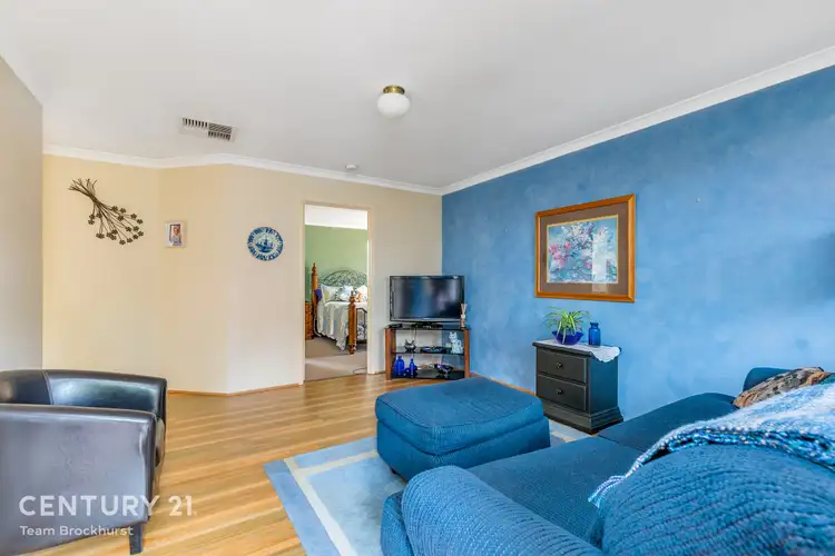Sixth view of Homely villa listing, 2/19 Bernice Way, Thornlie WA 6108