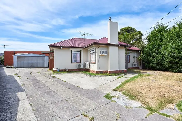 Main view of Homely unit listing, 2/17 Union Grove, Springvale VIC 3171