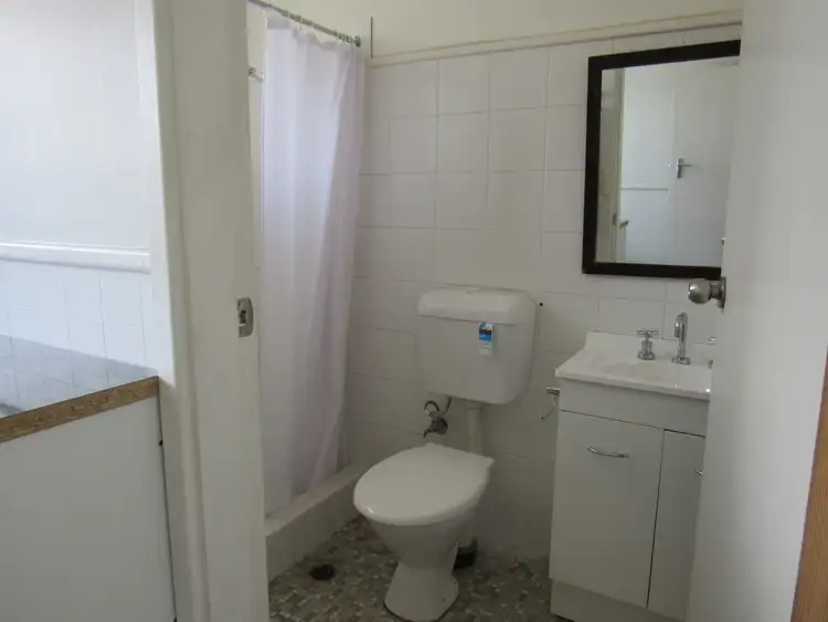 Fifth view of Homely apartment listing, 3/167 Goonoo Goonoo Road, Tamworth NSW 2340