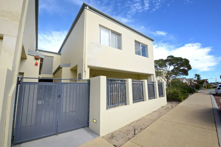 24/10 Pavonia Link, Clarkson WA 6030
