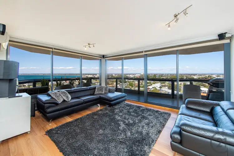 38/6A Valley Road, Halls Head WA 6210