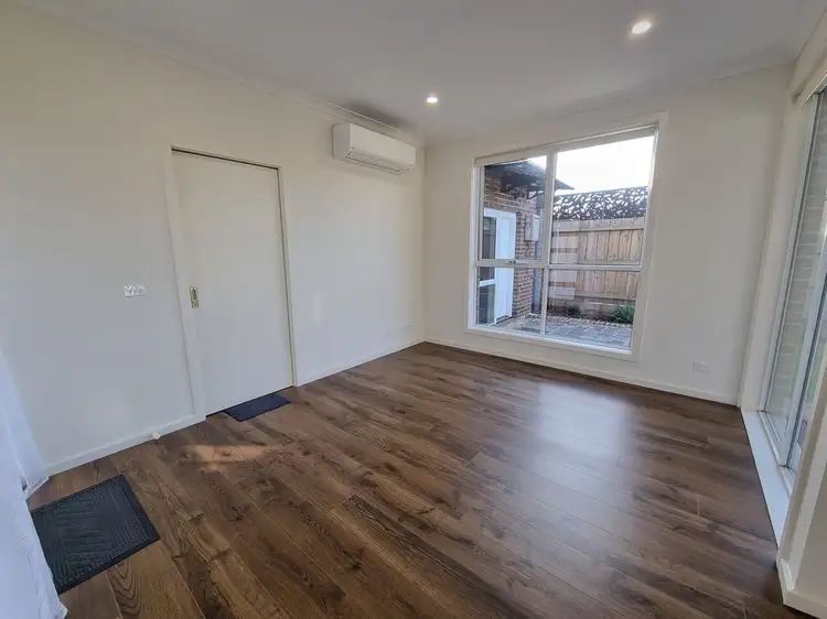 Fourth view of Homely house listing, 2/15 Debbie Close, Clarinda VIC 3169