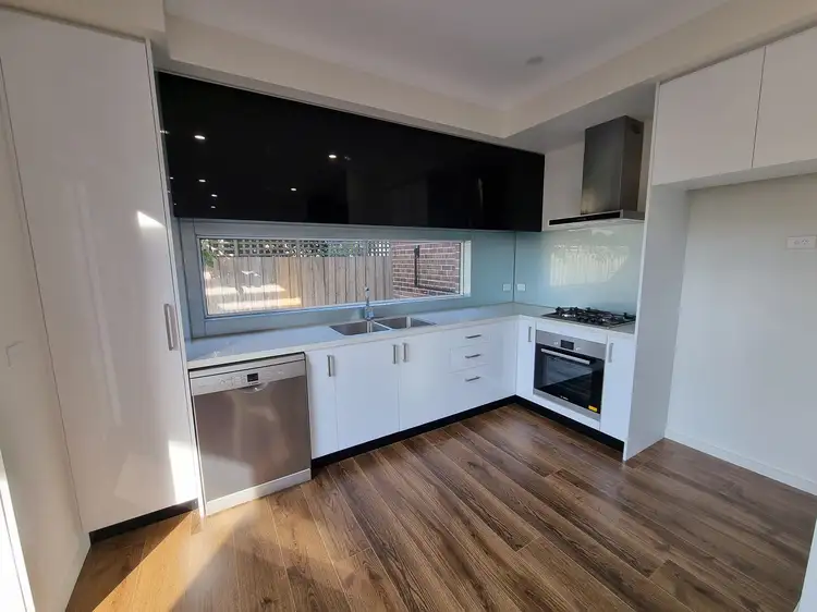 Fifth view of Homely house listing, 2/15 Debbie Close, Clarinda VIC 3169